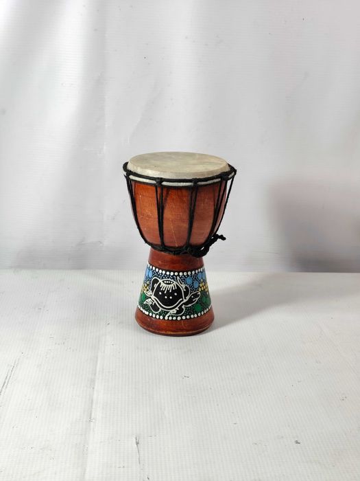 Tradycyjny Afrykański Bęben Djembe