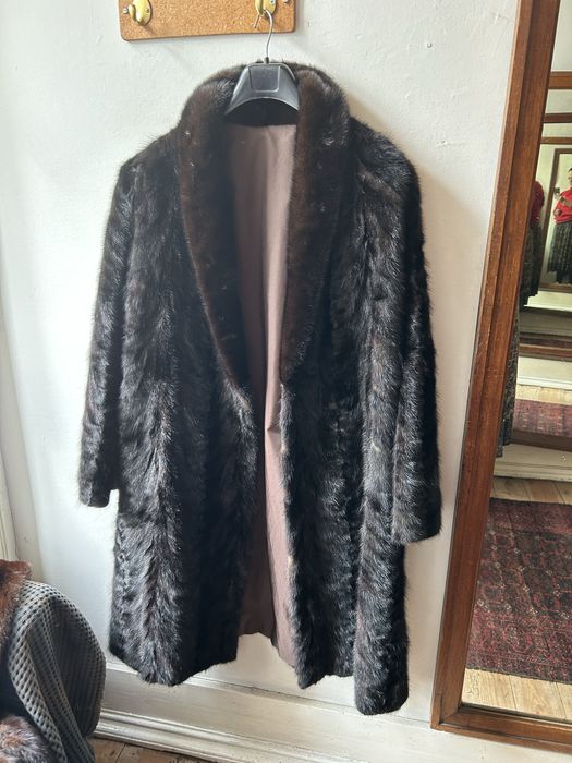 Casaco Vison comprido castanho escuro