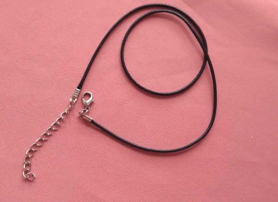 Troczek woskowany czarny 1,5 mm unisex