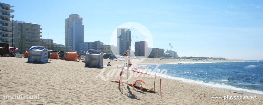 Apartamento T1 Condomínio Fechado com piscina  a 200m da praia da P...