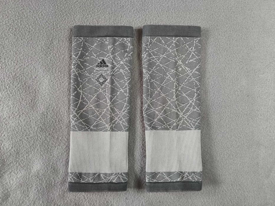 Рукава на ноги, гетры женские Adidas Wanderlust Grey S