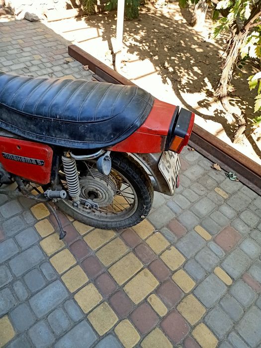 Продам мотоцикл Иж планета пять
