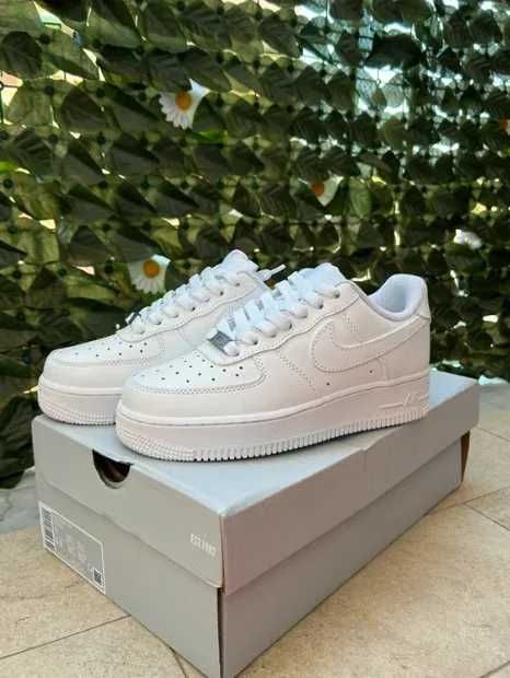 Nike_Air_Force_1_Low_'07_White R.38