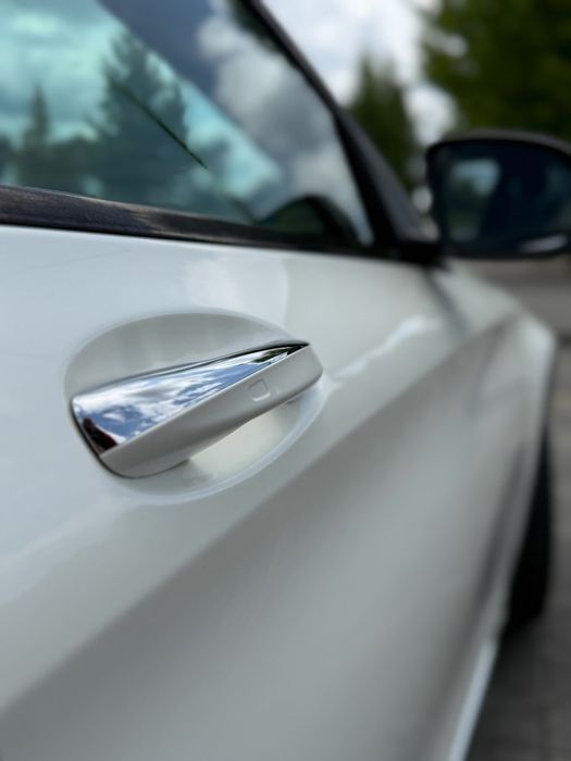 Mercedes C300h AMG Line