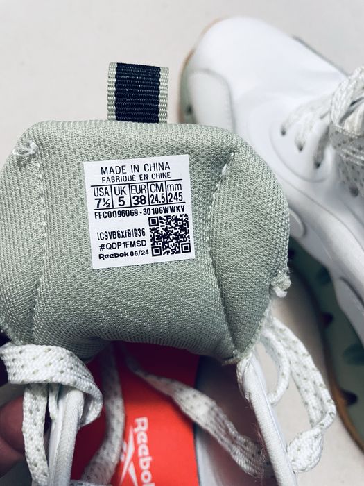 кроссовки — модель Reebok Zig Dynamica G.