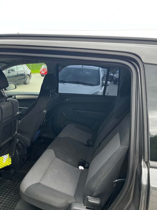 Opel Zafira B 2008