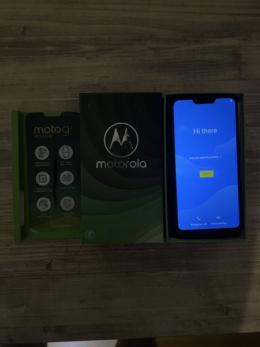 Продам мобильный телефон Motorola G7 Power!