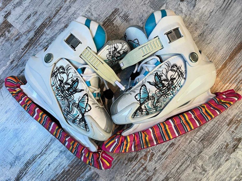 Дитячі льодові ковзани. У дуже гарному стані. Розсувні