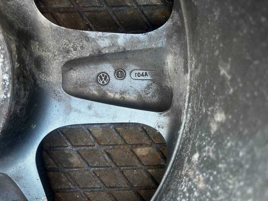 Felgi aluminiowe volkswagen R17 Santa Monica golf iv gti 5x100