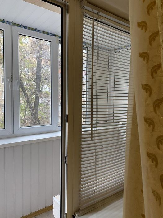 3 этаж. Газ. Улица Новодарницкая, 32.Продам 1 комн. кв.