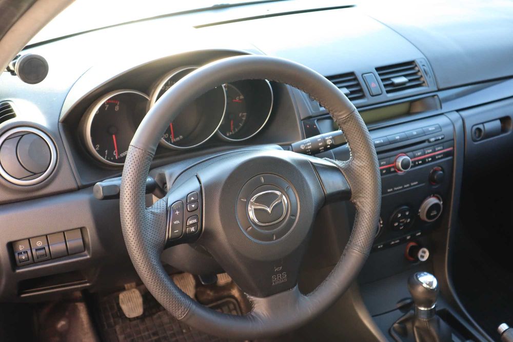 Продам Авто Mazda3 2005