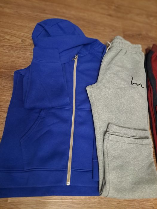 Костюм спортивный тёплый  48-50 ,шорты