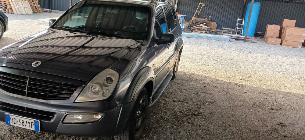 SsangYong Rexton 2.7