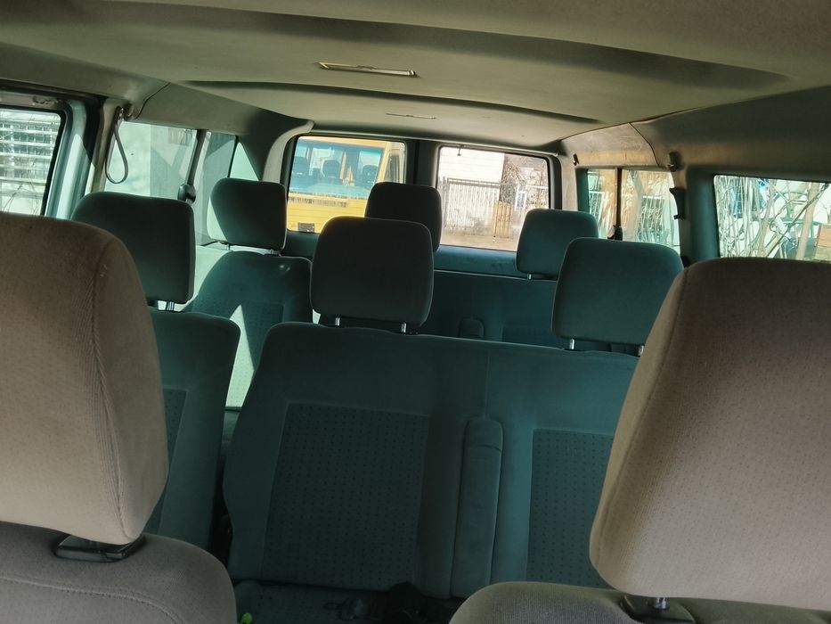 Volkswagen Transporter T4 Caravelle 2.5 TDI 102 KM 2003 długa