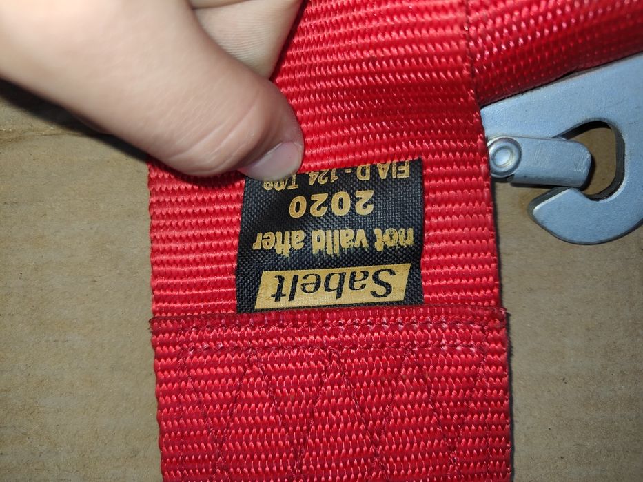 Ремни безопасности TAKATA и Sabelt