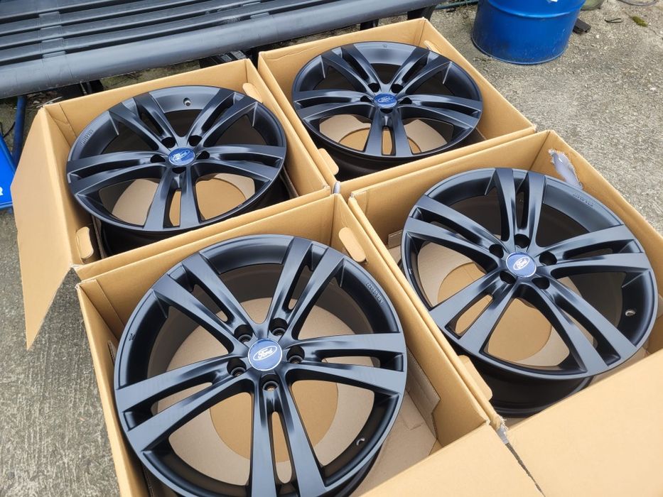 Koła letnie 5x108 235/40/18 continental ford Focus.