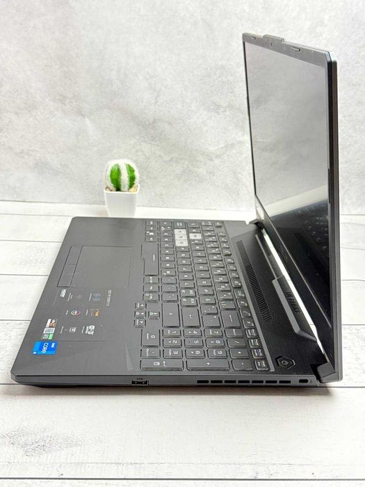Asus FX506H i5-11400H 16ram ddr4 RXT 3050 4gb ssd 512 144hz
