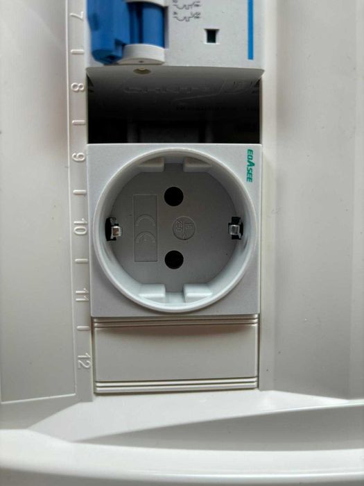 Vendo Quadro Elétrico Exterior Novo - Completo e Pronto para Uso