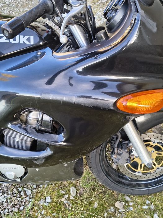 Suzuki GSX-F 750(jajko)