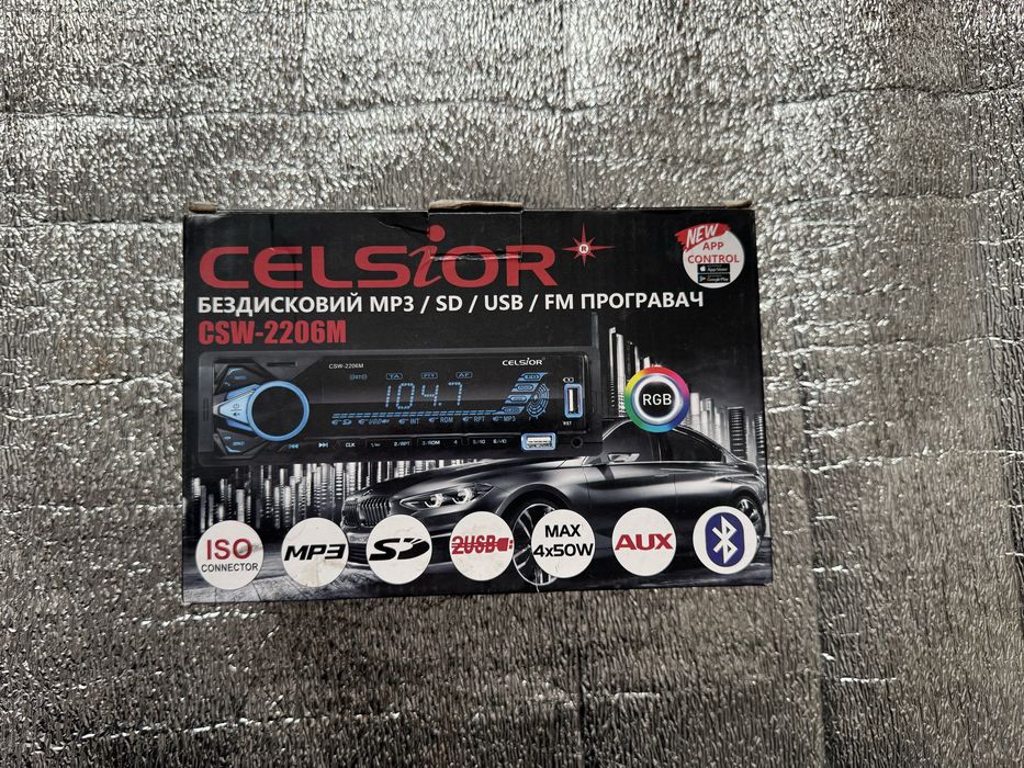 Продам  магнітолу