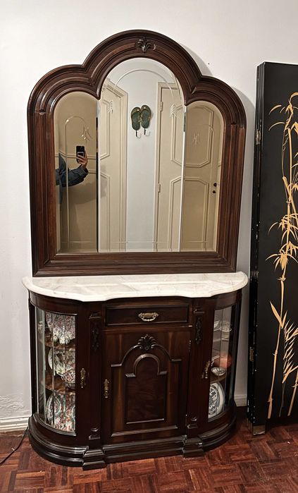 VENDO Aparador em madeira nobre - apenas 80 EUR!!!
