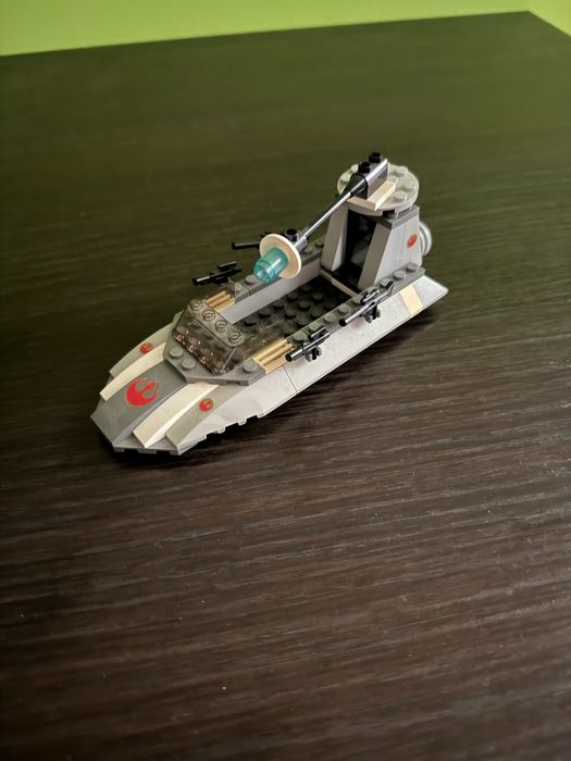 LEGO Star Wars 7668 Rebel Scout Speeder [Sam pojazd bez figurek]