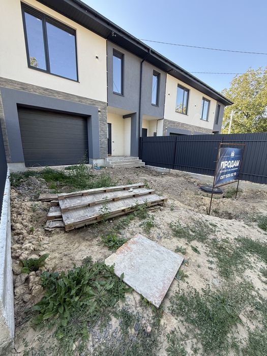 Таунхаус на Вінницьких Хуторах з гаражем