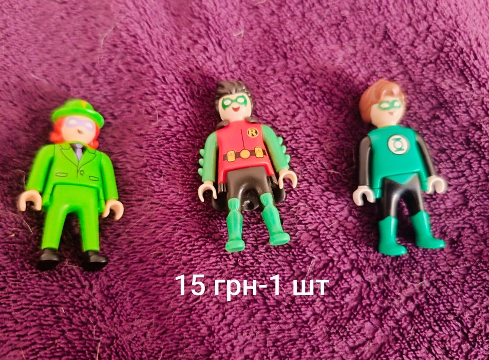 Фігурки кіндери - супер герої
