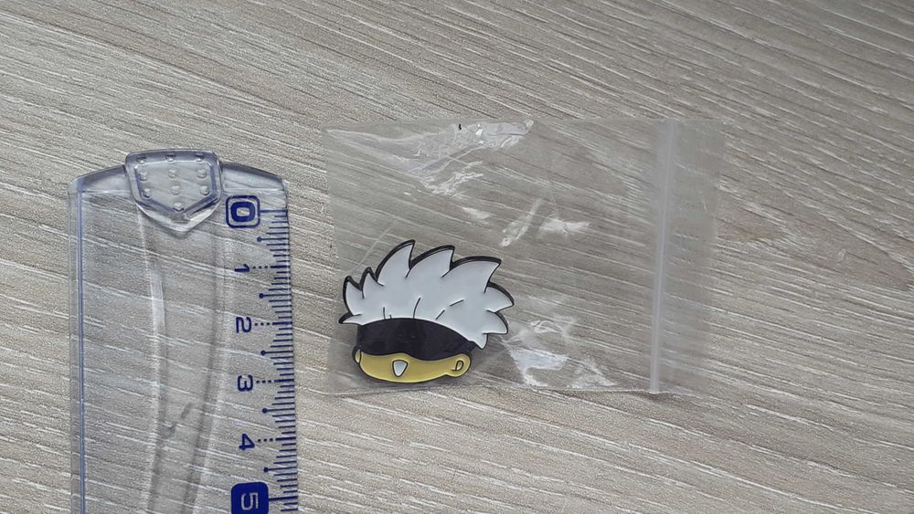 Pin Gojo Jujutsu kaisen anime NOVO com caixa oferta