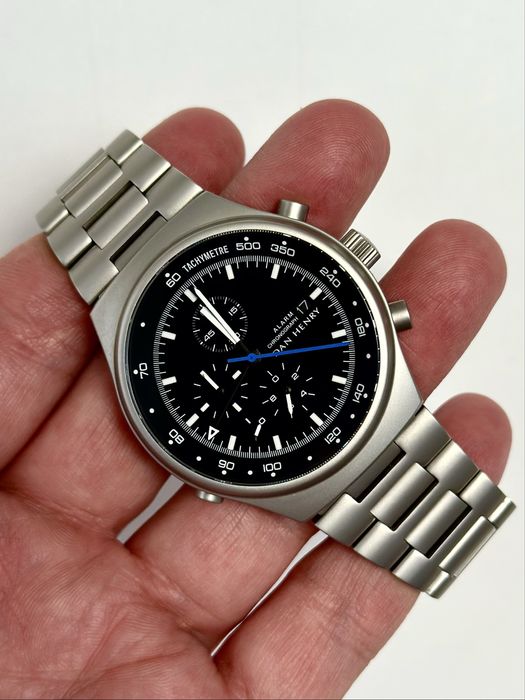 Dan Henry 1972 MAVERICK chronograph silver