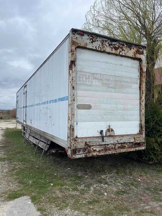 Термічний напівпричіп без обладнання. 13 м.