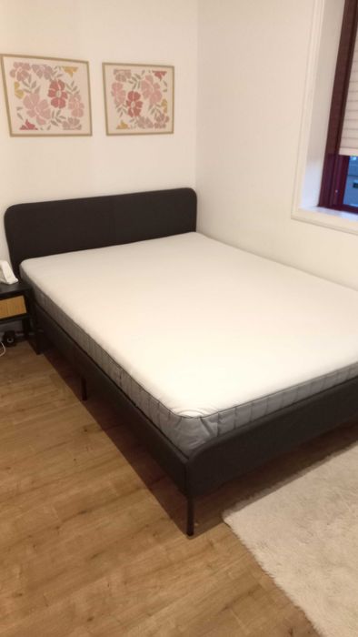 Cama Casal + Colchão Ikea - Como Novos