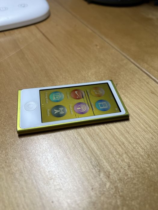 Apple iPod Nano 7th Amarelo