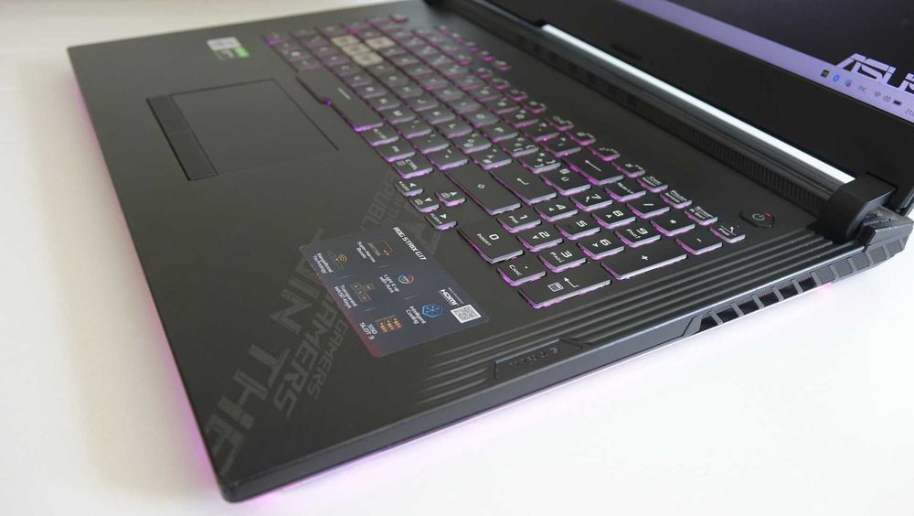 Мощный игровой ASUS ROG Strix G17 G712L 17.3 120Hz FHD iPS i7-10750H 16GB 512B GTX1660 Ti 6gb Win11