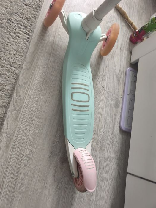 Hulajnoga z ELSA