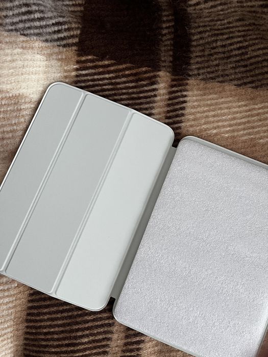 Новий чехол на iPad A16(2025)
