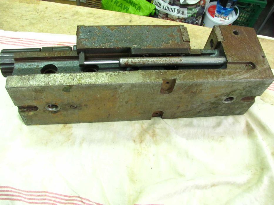 Profesjonalne imadło maszynowe do frezarki frezerskie  CNC KESEL NC125