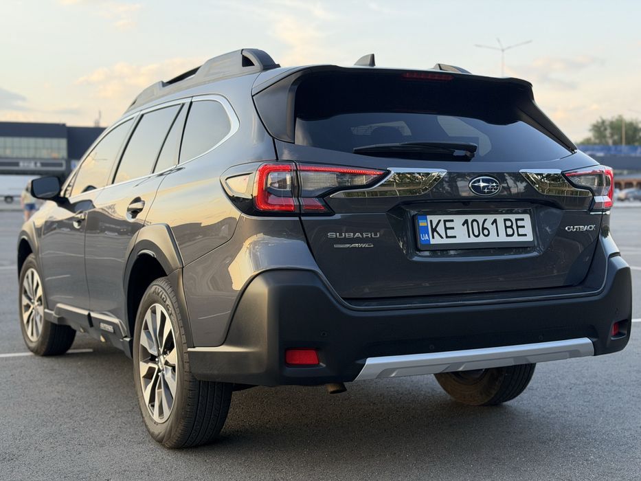 Subaru Outback Limeted 2023
