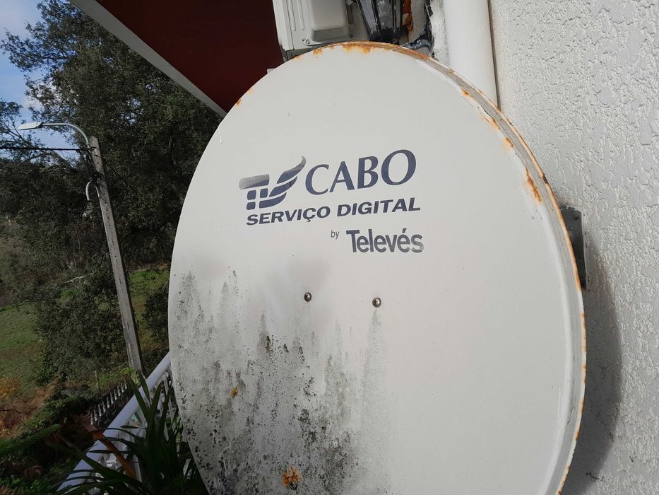 Antena parabólica TV Cabo