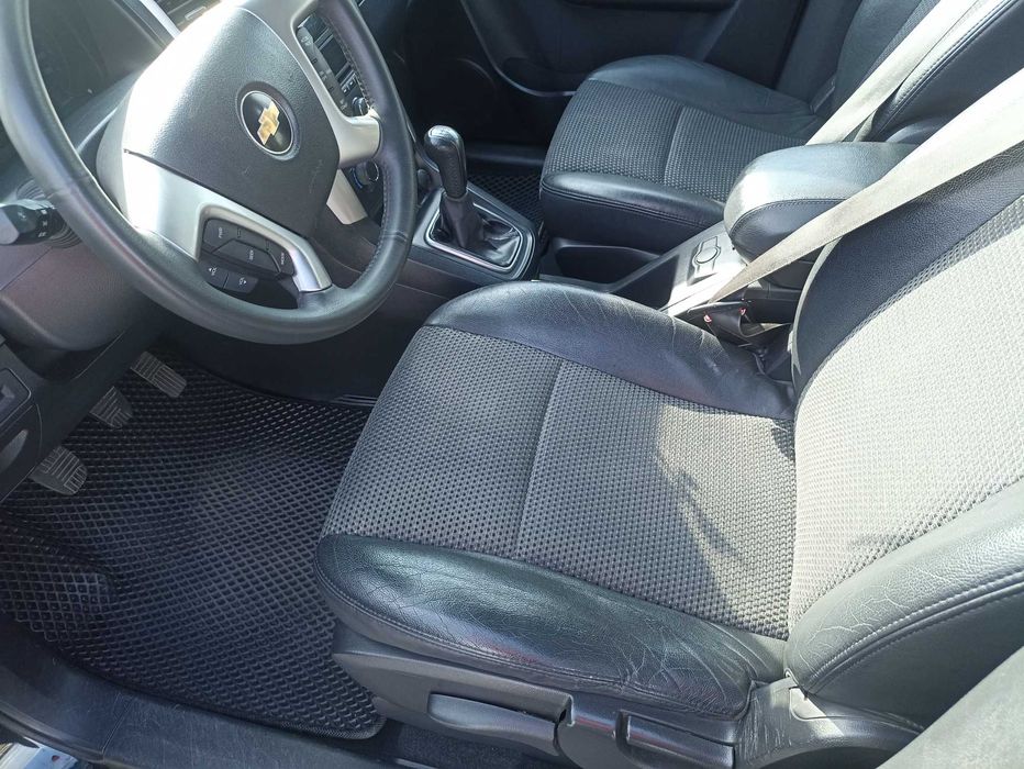 Шевроле Каптіва 2.4 mpi 7 місць