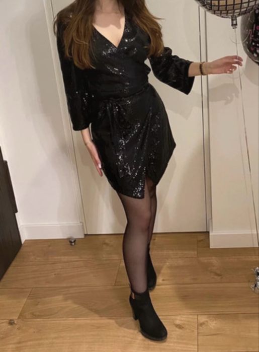 Sukienka czarna cekiny  okazja