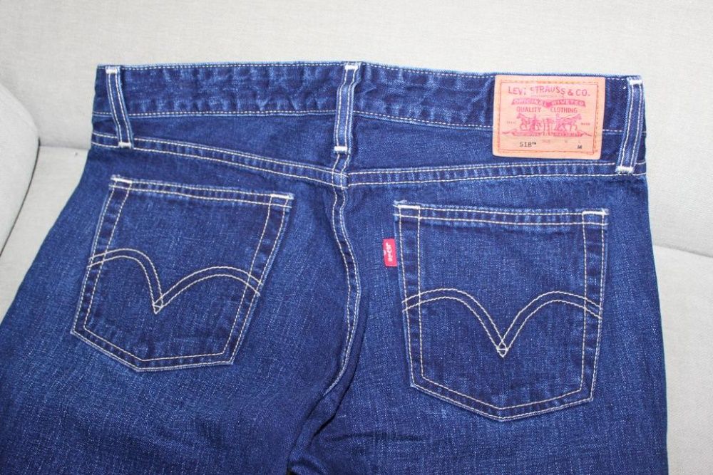 Damskie Levis 518 rozmiar M (dzwony)