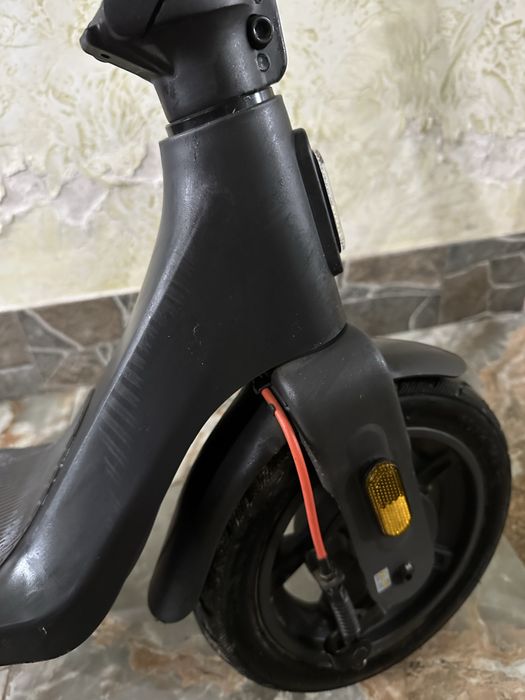 Електросамокат Xiaomi Electric Scooter 4 Lite Gen2 BHR8052GL