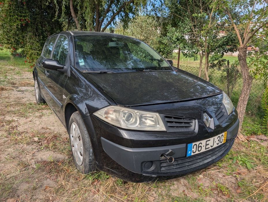 Renault Mégane 1.5 dCi 2007 – para reparação ou peças (correia de distribuição partida)