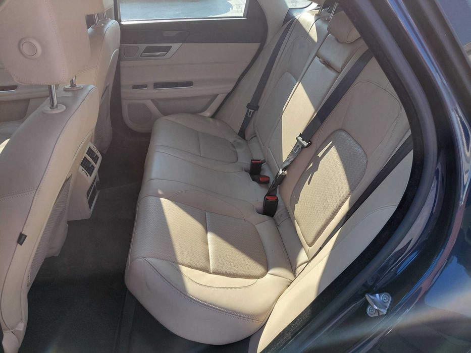 Jaguar XF 2.0D  2015 Salvado/ Avaria Motor