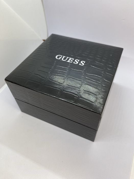 Коробка для годинника guess (оригінал) чорна