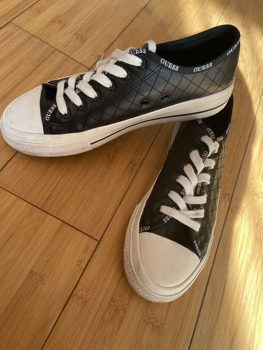 Женские кеды Guess Emma