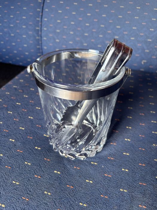 Balde de gelo em vidro