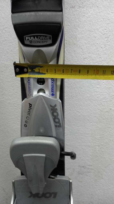 Narty Dynastar Speed Drive + wiązania Look Pivot dł. 175cm
