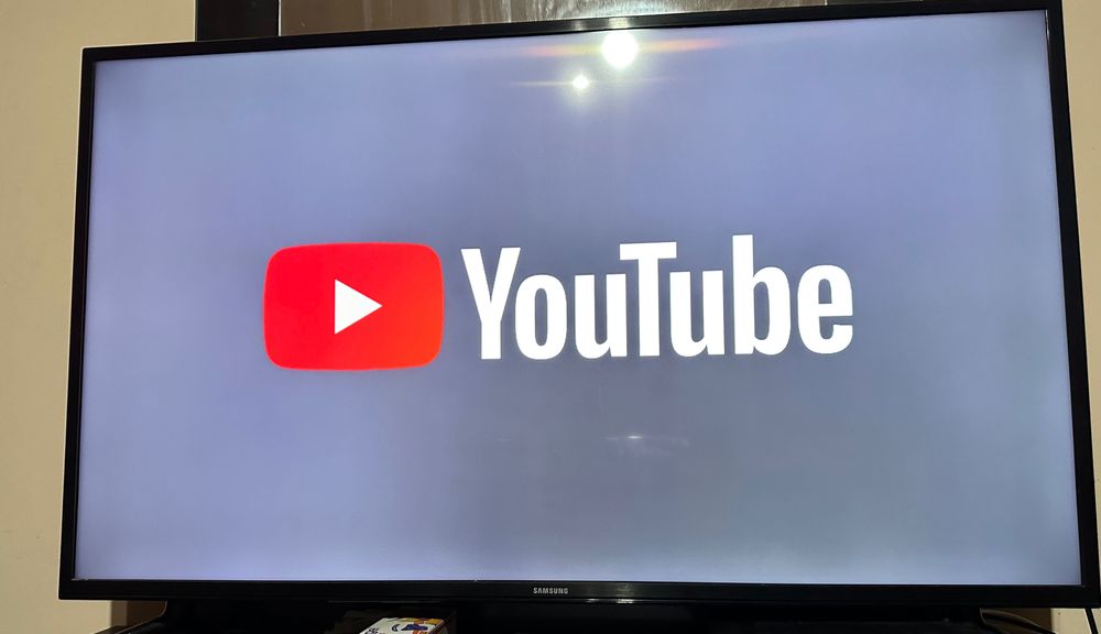 Samsung smart tv 43” ( 109 cm de ecrã na diagonal)